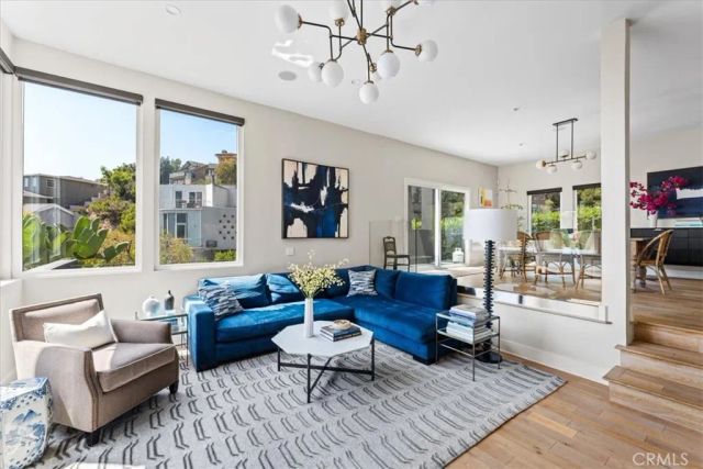 845 Summit Drive, Laguna Beach, CA 92651