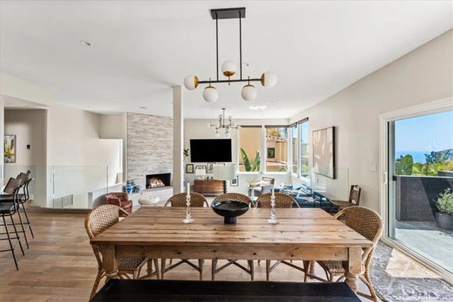 845 Summit Drive, Laguna Beach, CA 92651