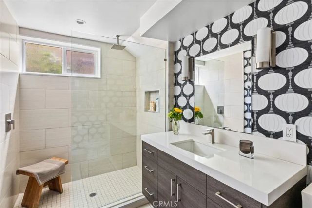 845 Summit Drive, Laguna Beach, CA 92651