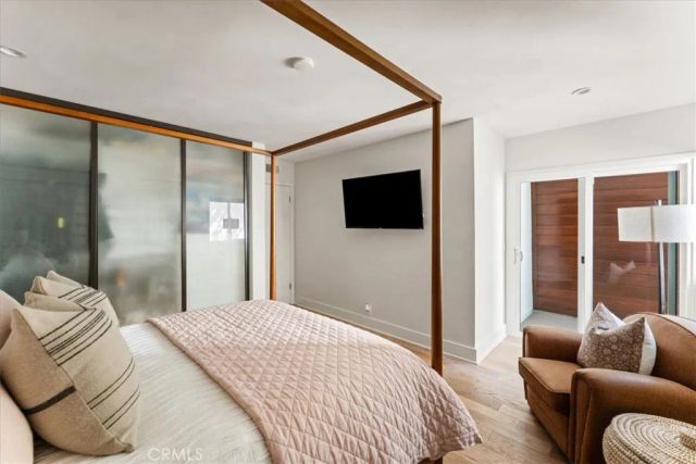 845 Summit Drive, Laguna Beach, CA 92651