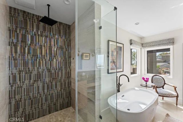 845 Summit Drive, Laguna Beach, CA 92651