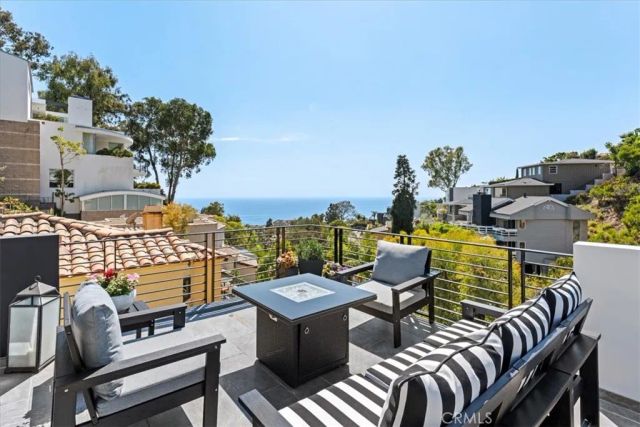 845 Summit Drive, Laguna Beach, CA 92651