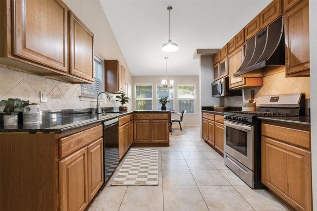 13106 New Boston BND, Austin, TX 78729