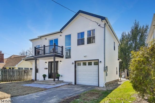 207 Lake Shore Dr, Parsippany-troy Hills Twp., NJ 07034
