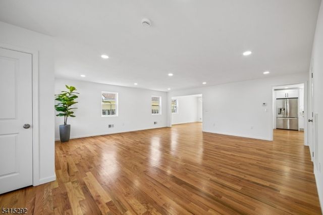 207 Lake Shore Dr, Parsippany-troy Hills Twp., NJ 07034