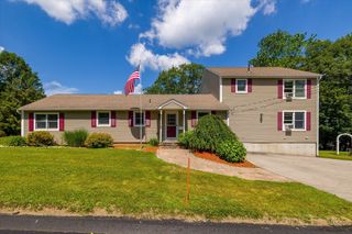 3 Arrowhead Ave, Auburn, MA 01501