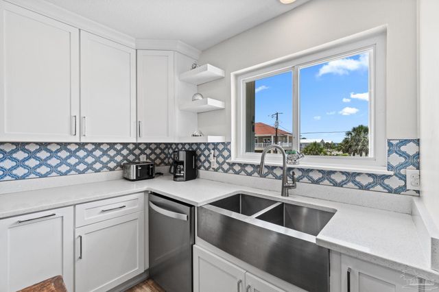 1212 Maldonado Dr, Pensacola Beach, FL 32561