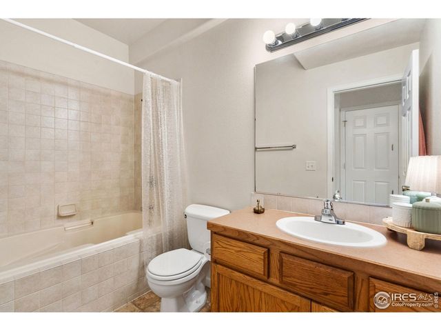 1343 Lake Cir 8-B, Windsor, CO 80550