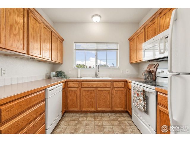 1343 Lake Cir 8-B, Windsor, CO 80550