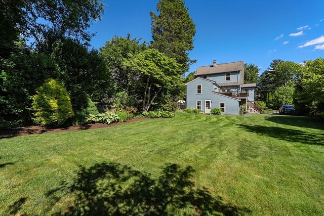 197 Hillside Ave, Arlington, MA 02476