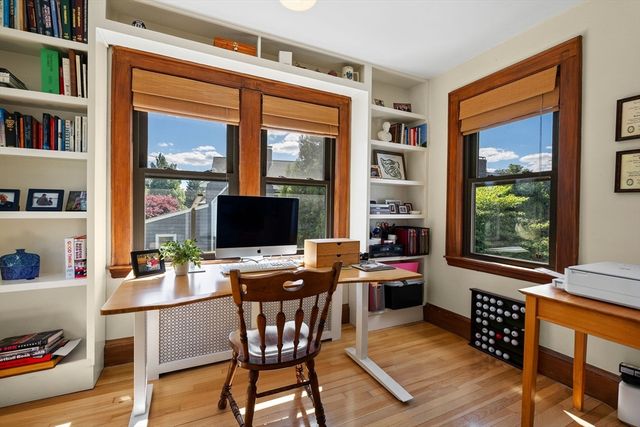 197 Hillside Ave, Arlington, MA 02476