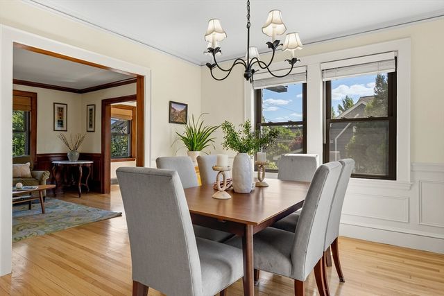 197 Hillside Ave, Arlington, MA 02476