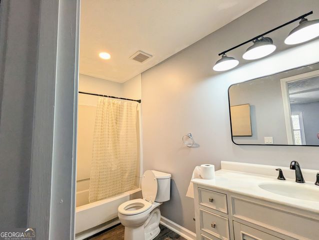 4990 Mountain Springs Way, Stone Mountain, GA 30083