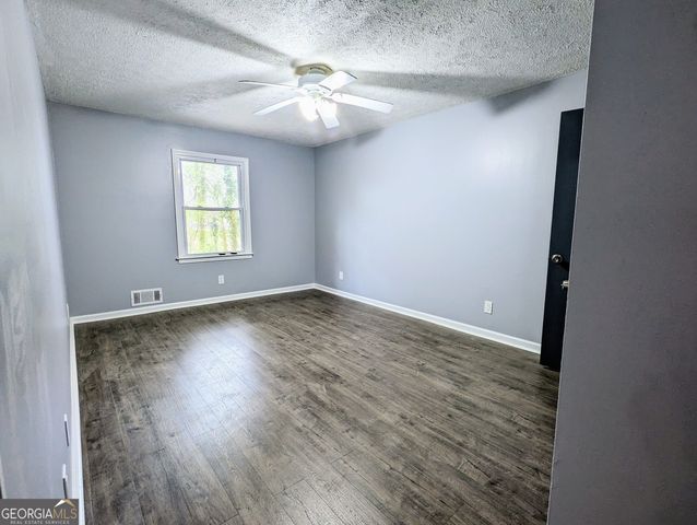 4990 Mountain Springs Way, Stone Mountain, GA 30083