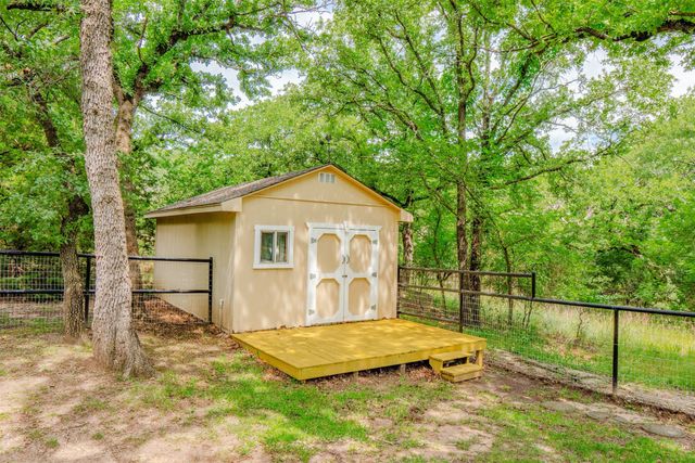115 N La Colina Road, Weatherford, TX 76085