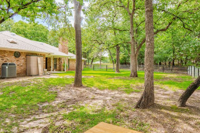 115 N La Colina Road, Weatherford, TX 76085
