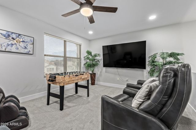 10617 W DALEY Lane, Peoria, AZ 85383