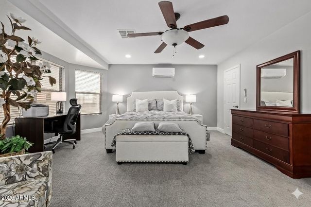 10617 W DALEY Lane, Peoria, AZ 85383