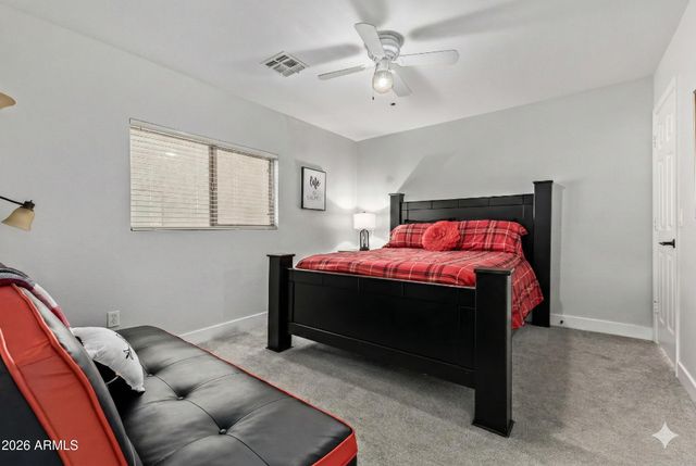 10617 W DALEY Lane, Peoria, AZ 85383