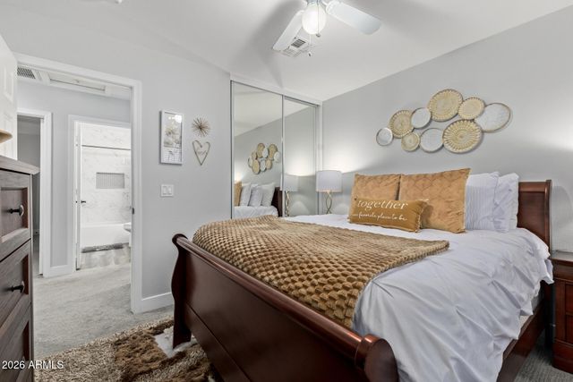 10617 W DALEY Lane, Peoria, AZ 85383