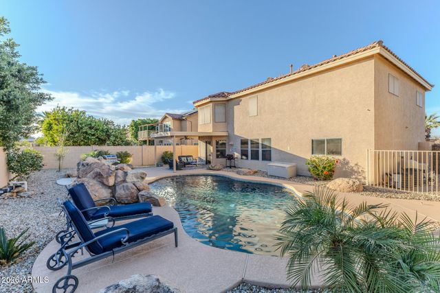 10617 W DALEY Lane, Peoria, AZ 85383