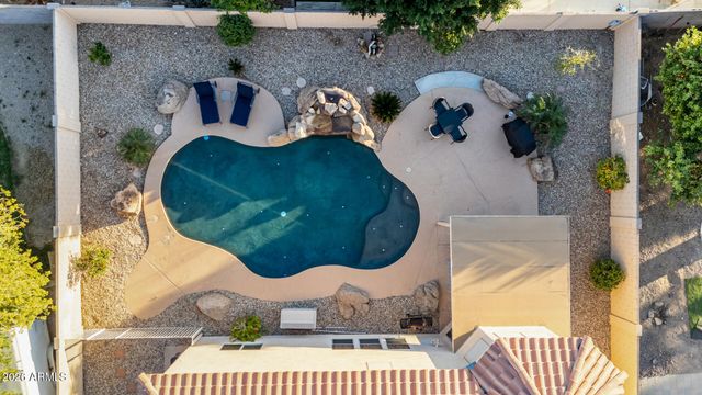 10617 W DALEY Lane, Peoria, AZ 85383