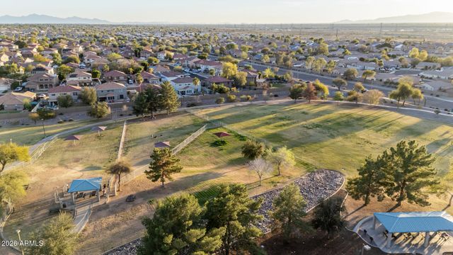 10617 W DALEY Lane, Peoria, AZ 85383