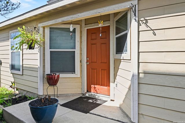 3518 York Crst, San Antonio, TX 78245