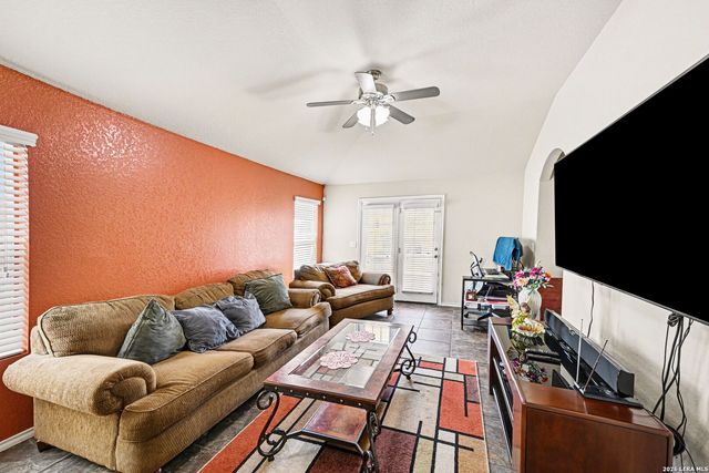 3518 York Crst, San Antonio, TX 78245