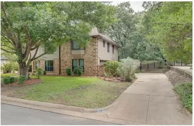 2719 Sunrise Drive, Arlington, TX 76006