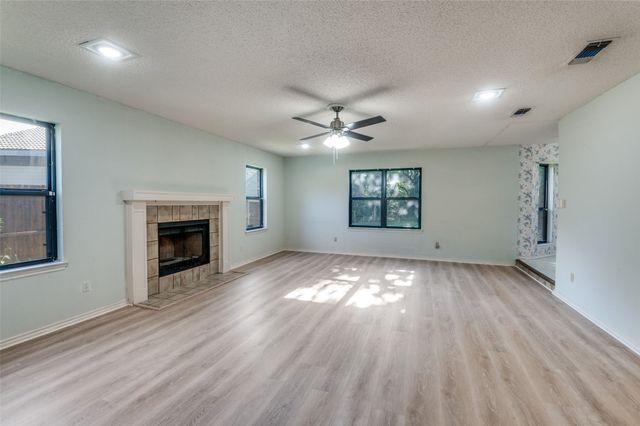 2719 Sunrise Drive, Arlington, TX 76006