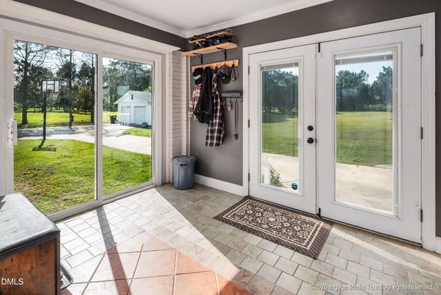 5723 Bowen Drive, Grifton, NC 28530