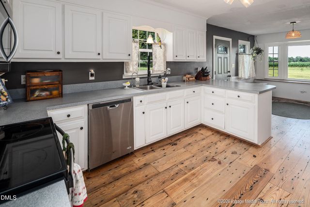 5723 Bowen Drive, Grifton, NC 28530