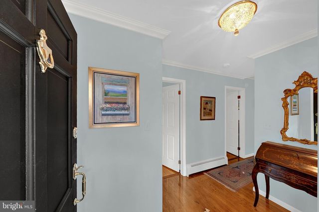 18 FORREST BLEND DR, Titusville, NJ 08560