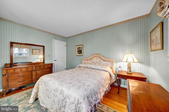 18 FORREST BLEND DR, Titusville, NJ 08560