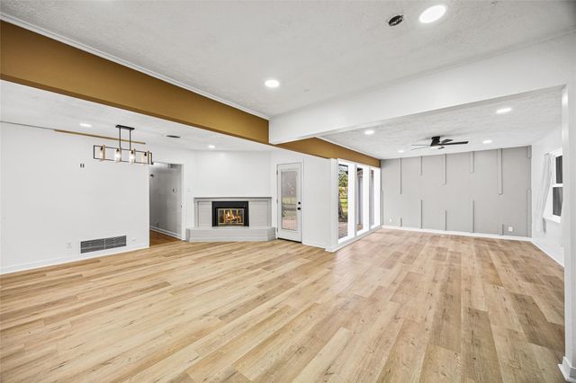 10259 Old Orchard Road, La Porte, TX 77571