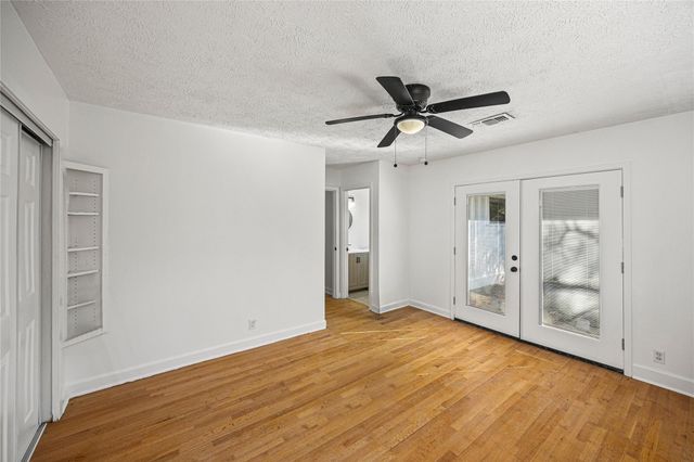 10259 Old Orchard Road, La Porte, TX 77571