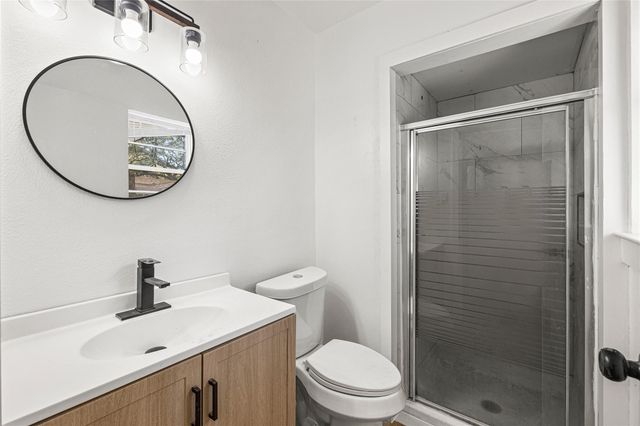 10259 Old Orchard Road, La Porte, TX 77571