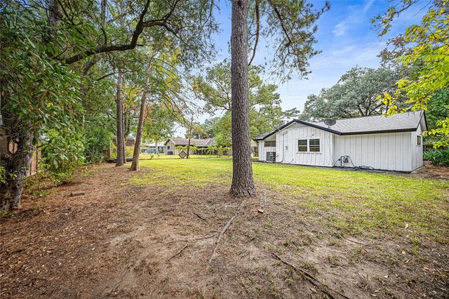 10259 Old Orchard Road, La Porte, TX 77571