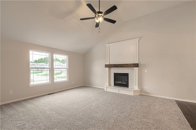 10139 N Poplar Avenue, Kansas City, MO 64156