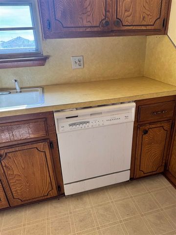 1624 NW 50th St, Lawton, OK 73505