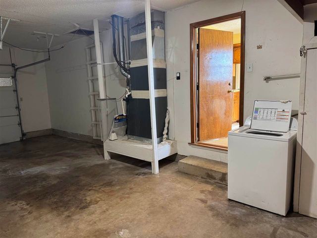 1624 NW 50th St, Lawton, OK 73505