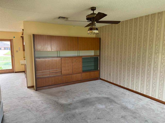 1624 NW 50th St, Lawton, OK 73505