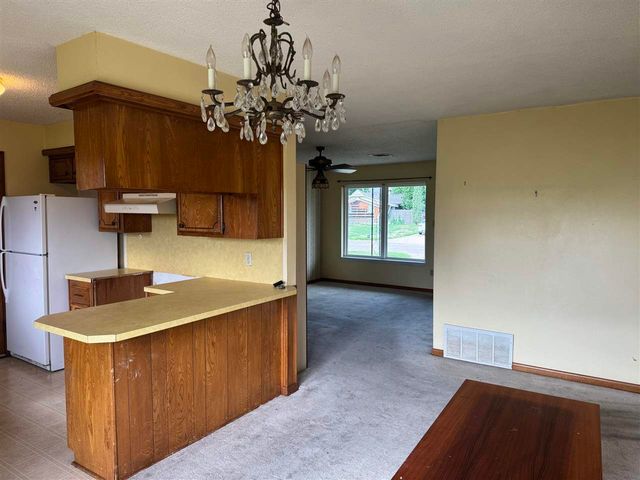 1624 NW 50th St, Lawton, OK 73505