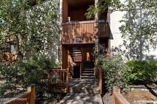7252 Foxridge Circle, #11C, Anchorage, AK 99518