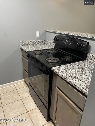504 Fox Run Avenue 4, Lafayette, LA 70508