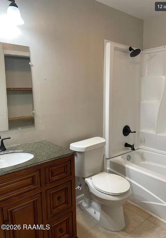 504 Fox Run Avenue 4, Lafayette, LA 70508