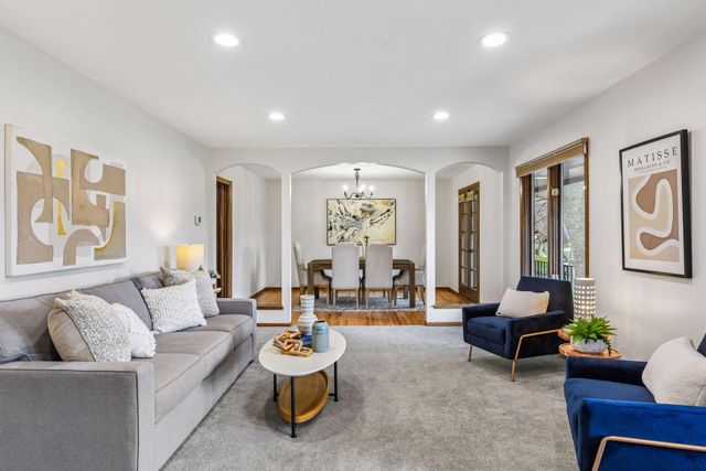 1815 Noble Drive N, Golden Valley, MN 55422