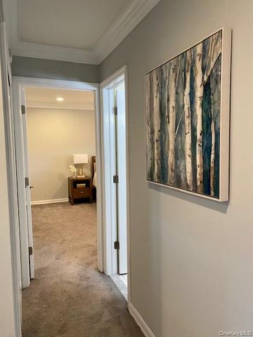 67 Claire Court 67, West Babylon, NY 11704