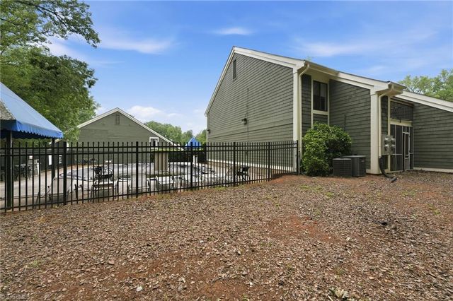 1514 Benjamin Parkway A, Greensboro, NC 27408